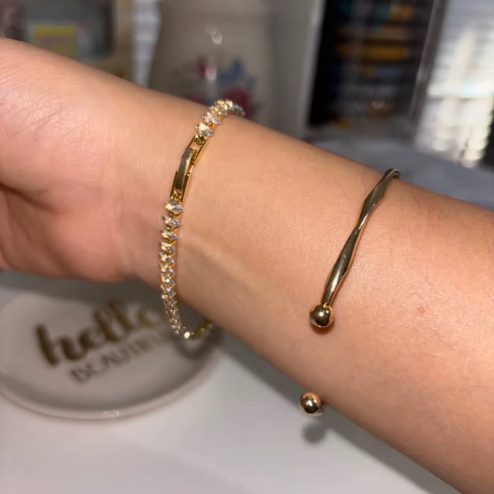 Tennis Luxury Zirconia Gold Bracelet - Picture 13 of 14